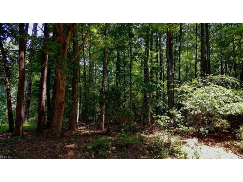 Photo 1 of 18 land for sale in Middlesex County virginia