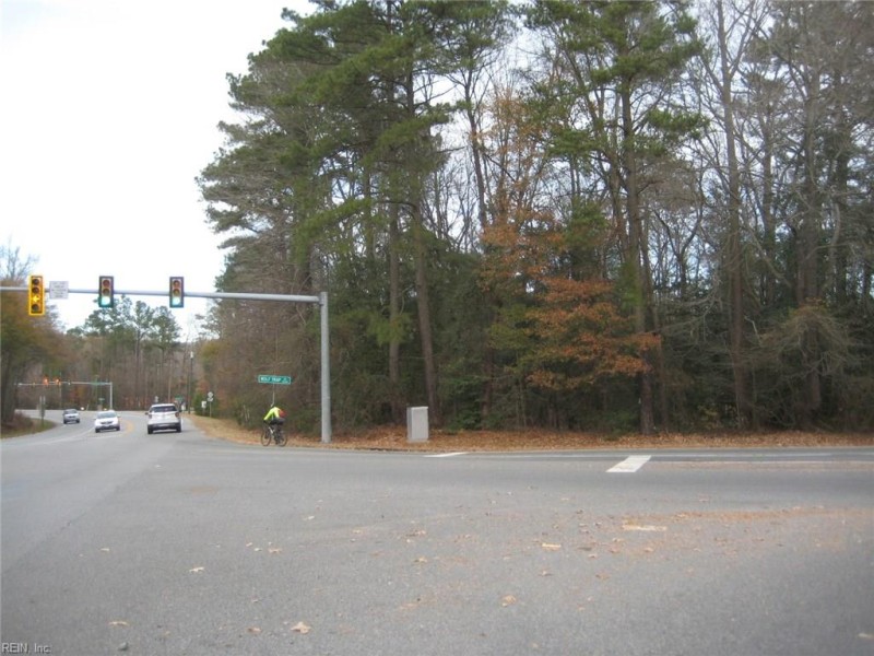 Photo 1 of 7 land for sale in York County virginia