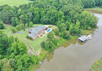 13503 Great Spring Road, Isle of Wight County, VA 23430