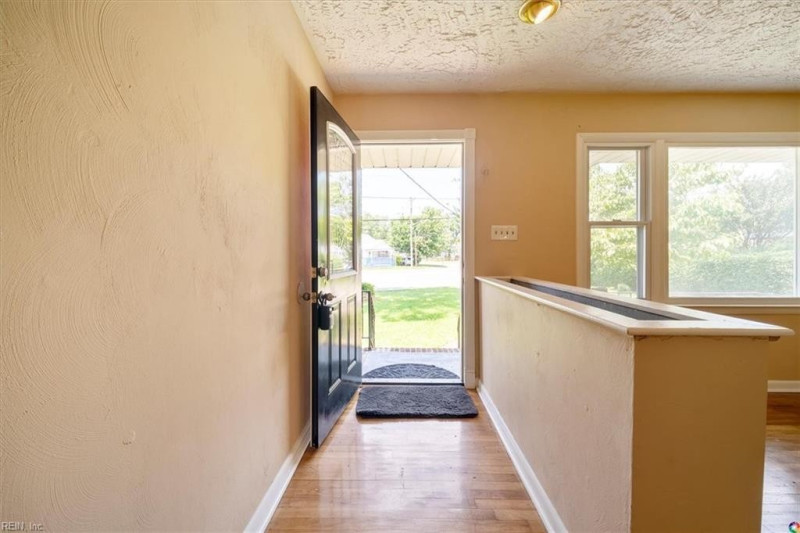 Photo 2 of 30 residential for sale in Hampton virginia Photo 2 of 30 residential for sale in Hampton virginia