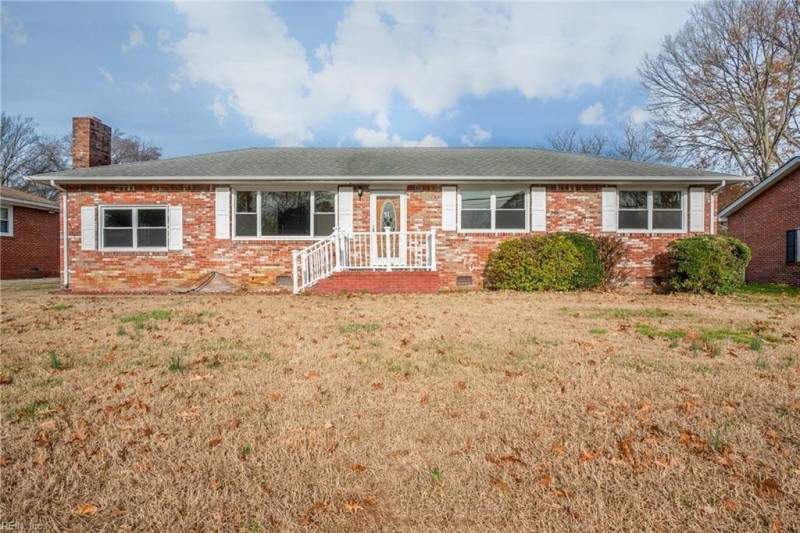 Photo 1 of 28 residential for sale in Chesapeake virginia
