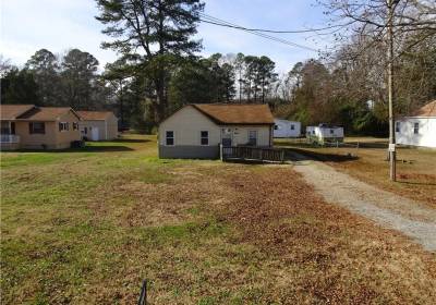 6194 Old Stage Highway, Isle of Wight County, VA 23430