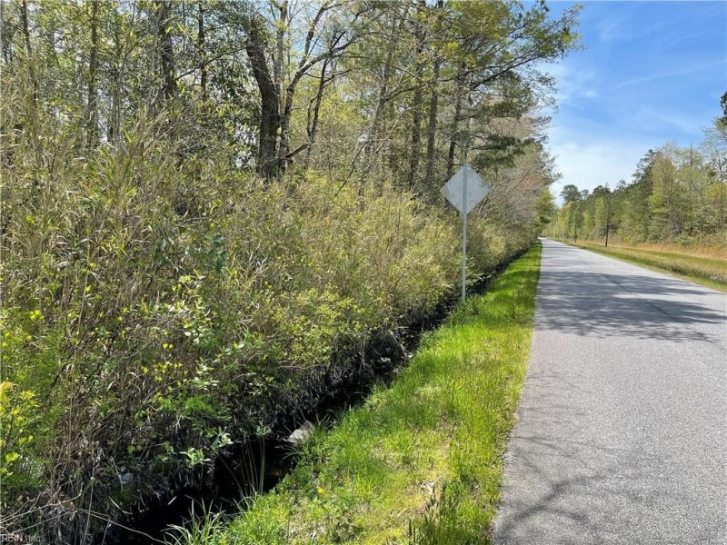 Photo 1 of 10 land for sale in Suffolk virginia