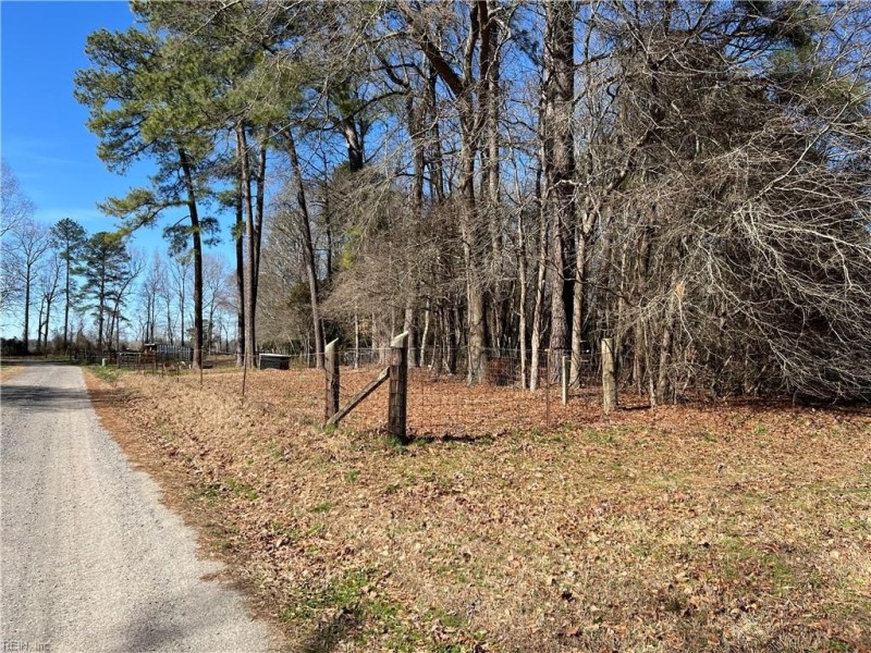 Photo 1 of 8 land for sale in Isle of Wight County virginia
