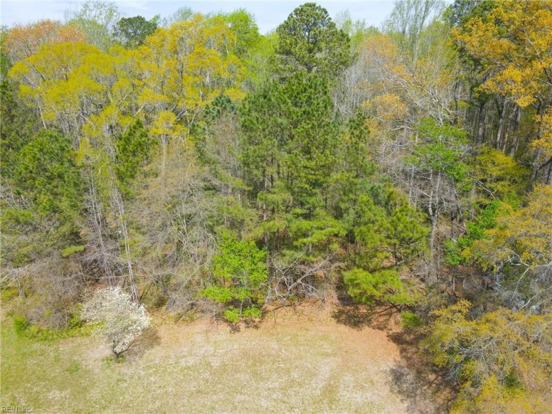Photo 1 of 10 land for sale in Gloucester County virginia