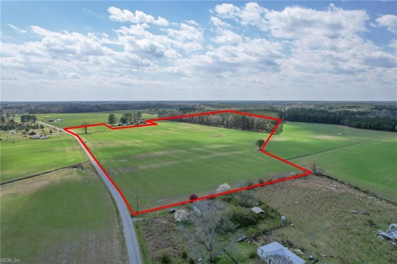 Photo 1 of 13 land for sale in Suffolk virginia