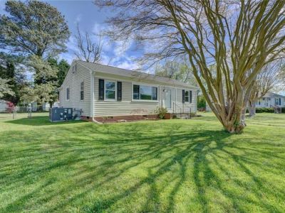 property image for 205 Deal Drive PORTSMOUTH VA 23701
