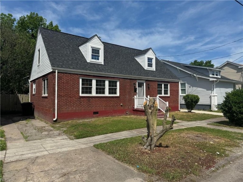 Photo 1 of 25 residential for sale in Portsmouth virginia