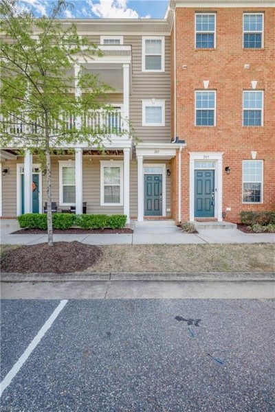 Photo 1 of 27 residential for sale in Hampton virginia