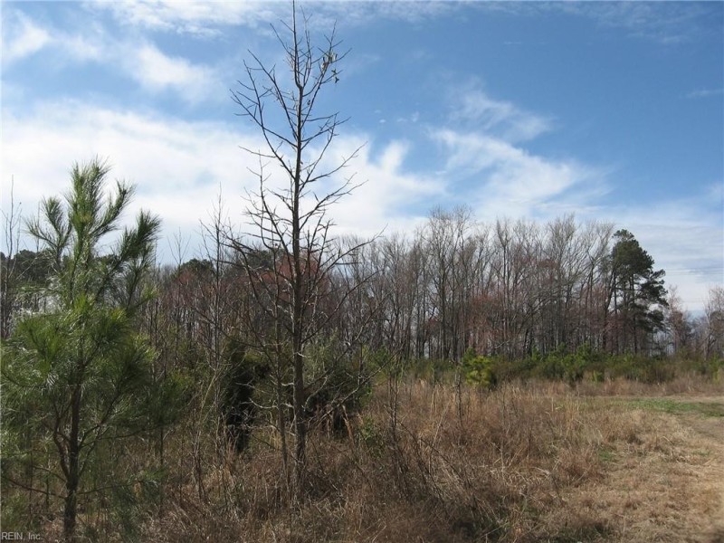 Photo 1 of 30 land for sale in Currituck County virginia