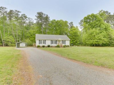 property image for 5953 Horsley Road GLOUCESTER COUNTY VA 23072