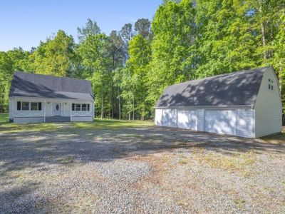 property image for 10579 Figg Shop Road GLOUCESTER COUNTY VA 23061