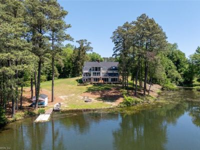 property image for 8542 Tormentors Lane ISLE OF WIGHT COUNTY VA 23430