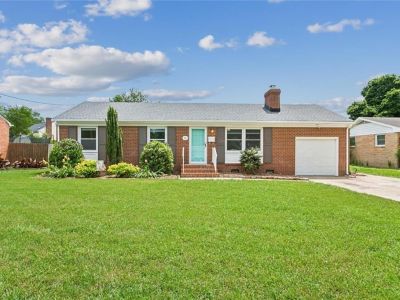 property image for 11 Lakeview Drive NEWPORT NEWS VA 23602