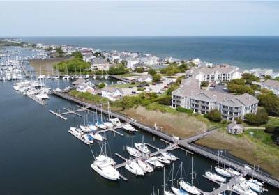 1003 High Dunes Quay, Hampton, VA 23664