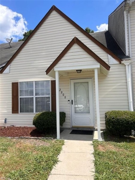 Photo 1 of 12 residential for sale in Chesapeake virginia