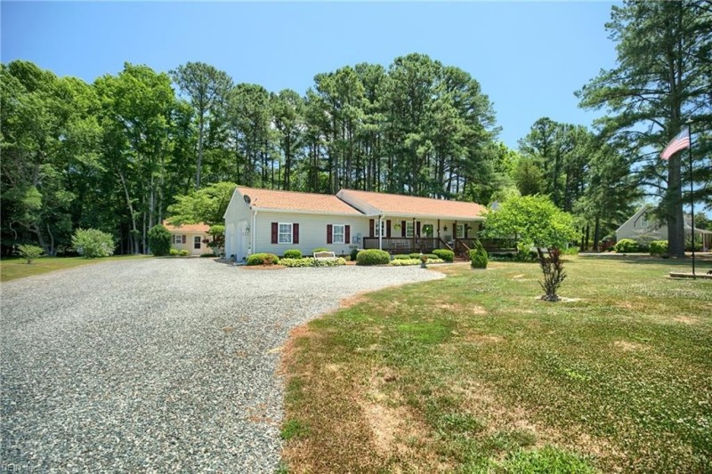 Photo 1 of 34 residential for sale in Mathews County virginia
