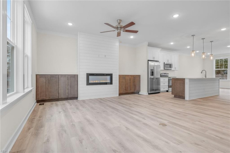 Photo 3 of 46 residential for sale in Chesapeake virginia Photo 3 of 46 residential for sale in Chesapeake virginia