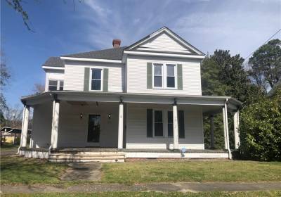 526 Peachtree Street, Emporia, VA 23847