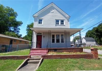 1915 MARSHALL Avenue, Newport News, VA 23607