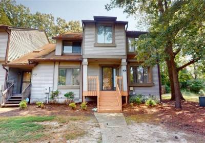 111 Inland View Drive, Newport News, VA 23603