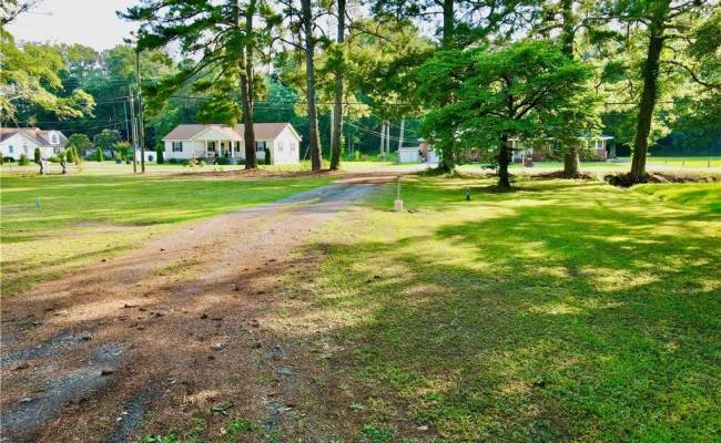 28203 Pretlow Road, Southampton County, VA 23851