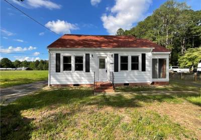 22703 MAIN Street, Southampton County, VA 23837