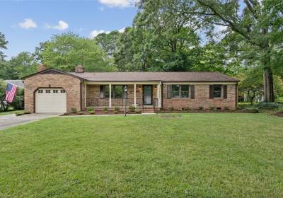 303 Old Lakeside Drive, York County, VA 23692