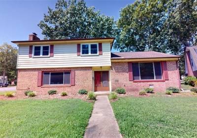 1 Chattanooga Court, Hampton, VA 23669