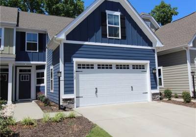 1742 Barkadeer Cove, Chesapeake, VA 23323