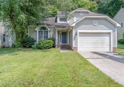 417 Broad Bend Circle, Chesapeake, VA 23320