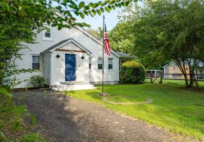 14302 Burwells Bay Road, Isle of Wight County, VA 23430