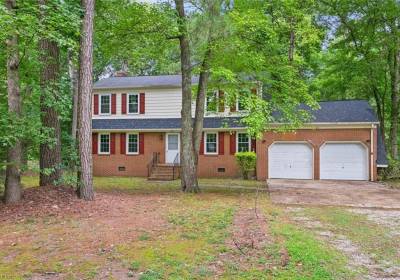 103 Pinehurst Drive, York County, VA 23692