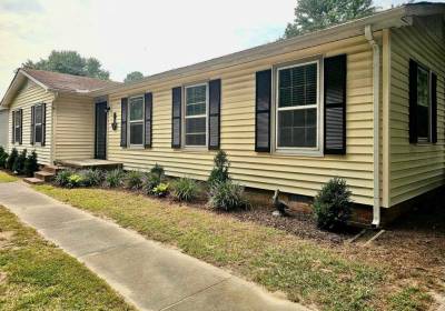 1610 Colonial Avenue, Isle of Wight County, VA 23430