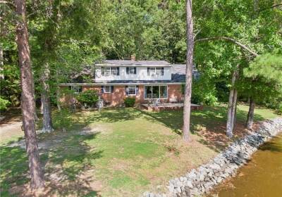 239 Spencers Creek Lane, Northumberland County, VA 22473