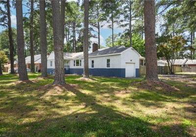 2400 Bidgood Drive, Portsmouth, VA 23703