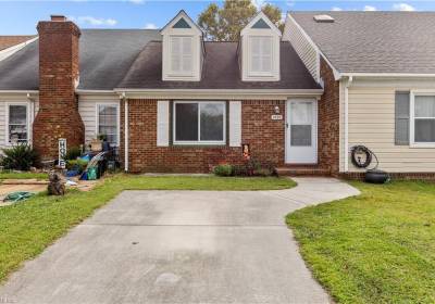 1597 Crescent Pointe Lane, Virginia Beach, VA 23453