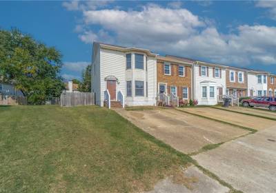 5418 Scholarship Drive, Virginia Beach, VA 23462