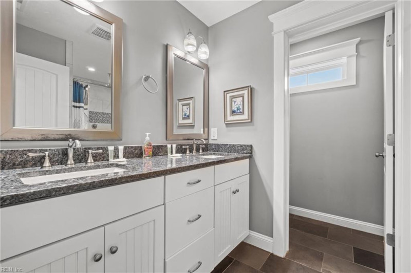 Photo 27 of 50 residential for sale in Virginia Beach virginia