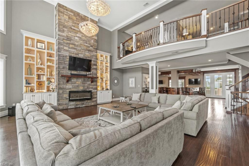 Photo 5 of 50 residential for sale in Virginia Beach virginia