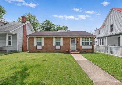 73 Poplar Avenue, Newport News, VA 23607