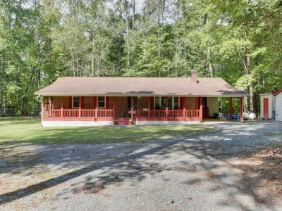 property image for 6830 Indian Creek Trail GLOUCESTER COUNTY VA 23061