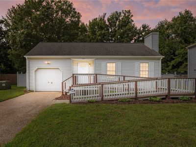 property image for 113 Spring Trace NEWPORT NEWS VA 23601