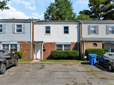 property image for 3208 BARLBOROUGH Way VIRGINIA BEACH VA 23453