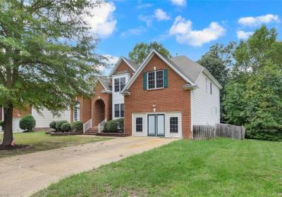 112 Merchant Man Court, York County, VA 23185