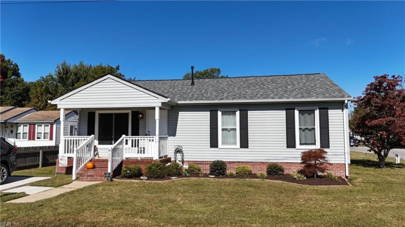 Photo 1 of 47 residential for sale in Portsmouth virginia