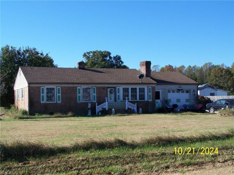 Photo 1 of 12 residential for sale in Isle of Wight County virginia