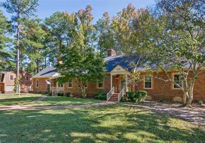 88 Hunts Neck Road, Poquoson, VA 23662