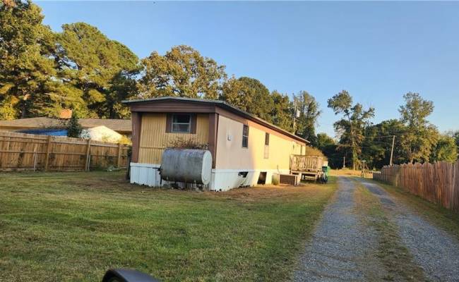 105 golden Trail, Sussex County, VA 23890