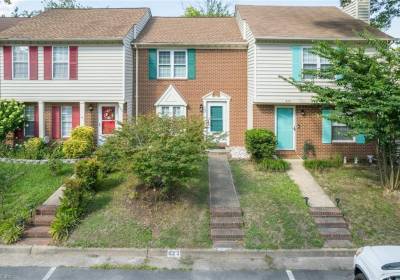 923 Still Harbor Circle, Chesapeake, VA 23320